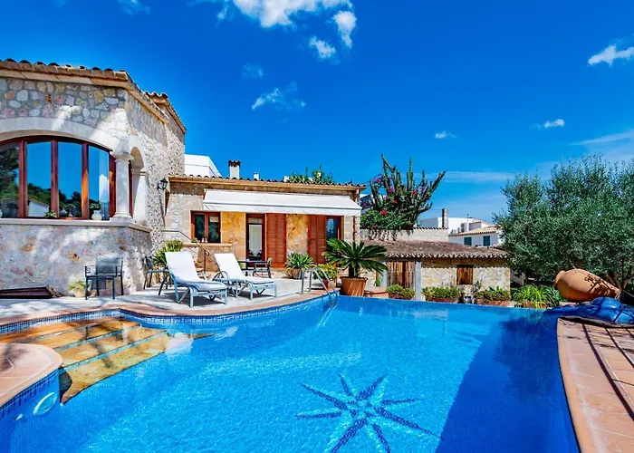Villa In Center Of Pollensa With Pool And Jacuzzi